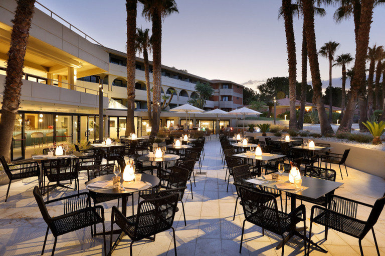 Food & Drinks 5, The Signature Level at Grand Palladium Sicilia Resort & Spa, Palermo
