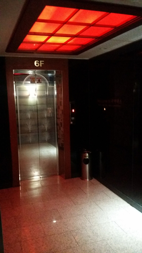 Others 5, Midas Hotel, Buk