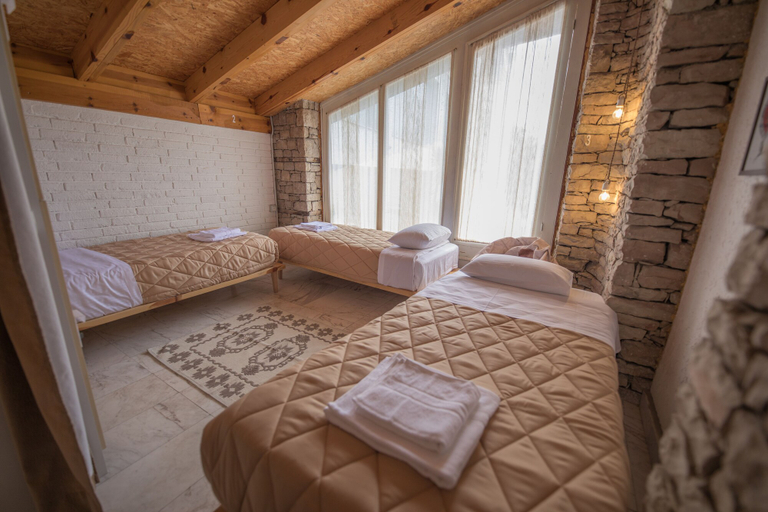 Bedroom 3, Mosaic Home - Hostel, Tiranës
