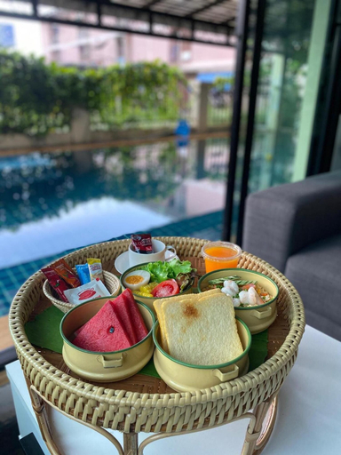 Food & Drinks 5, Ploy's Pearl Hotel, Muang Surat Thani