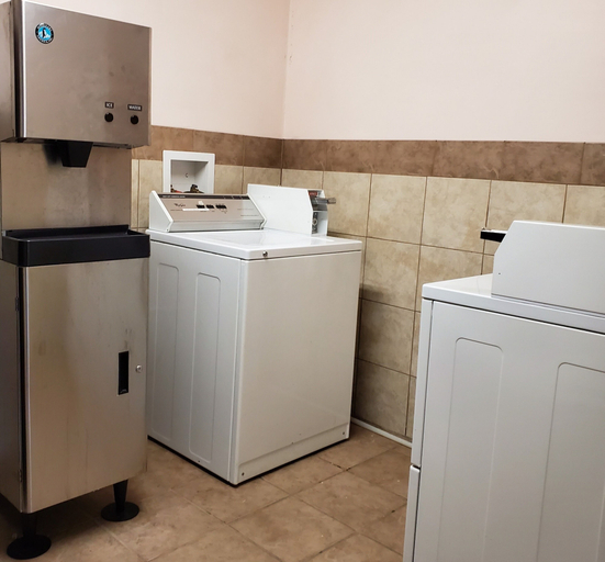 Others 5, Rodeway Inn & Suites, Thompson-Nicola