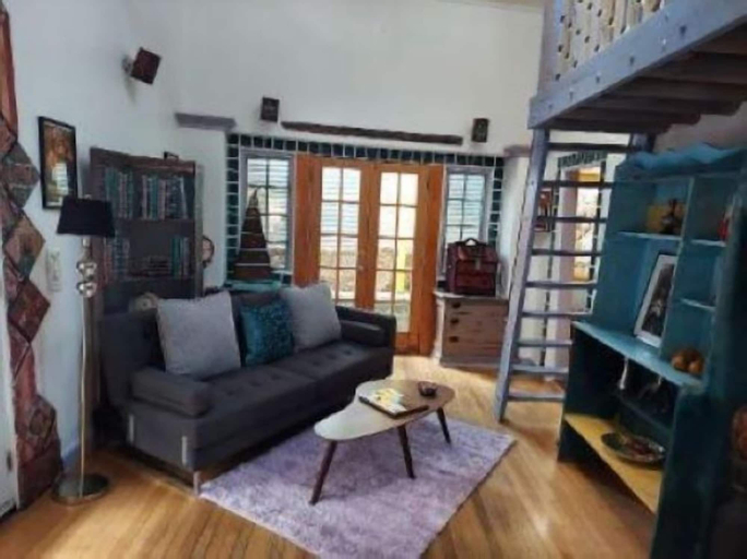 Boho hip bungalow in Old Bisbee, Cochise