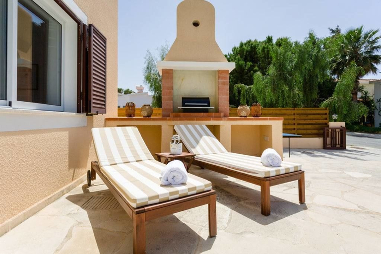 Others 5, Villa Sapphire