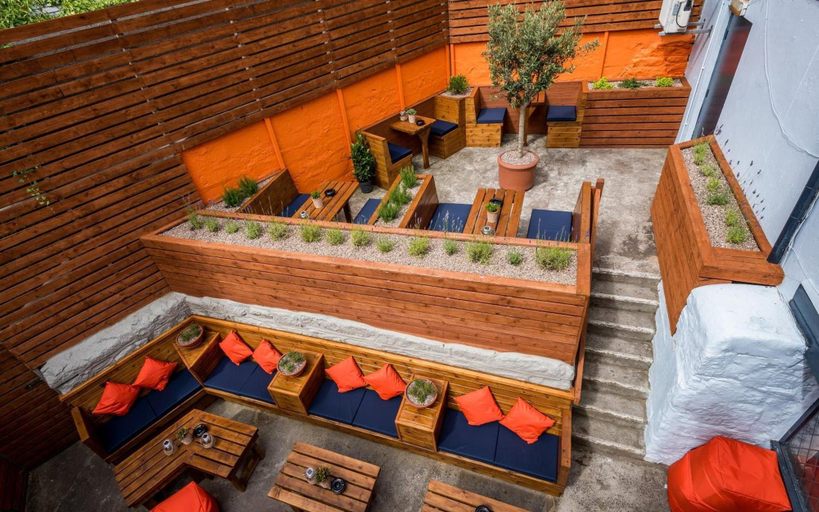 Public Area, The Longboat Inn, Cornwall