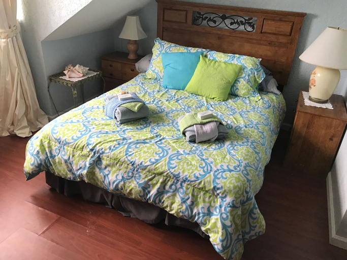 Bedroom 3, Delaporte Point Oceanfront Townhouse