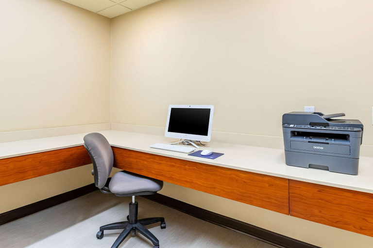 Others 5, Comfort Inn & Suites West Des Moines, Dallas
