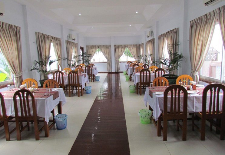 Food & Drinks, Kyauk Phyu Palace Resort Hotel, Kyaunkpyu