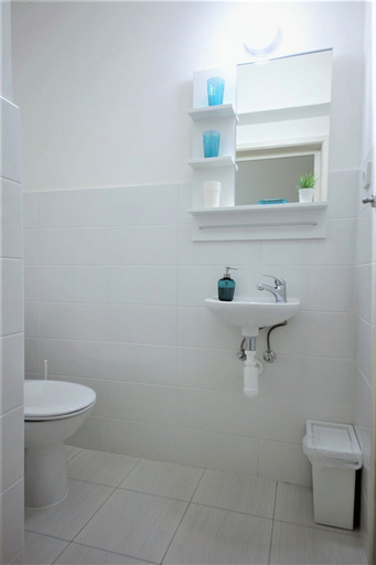Bathroom 3, Aparthotel Wenceslas, Praha 1