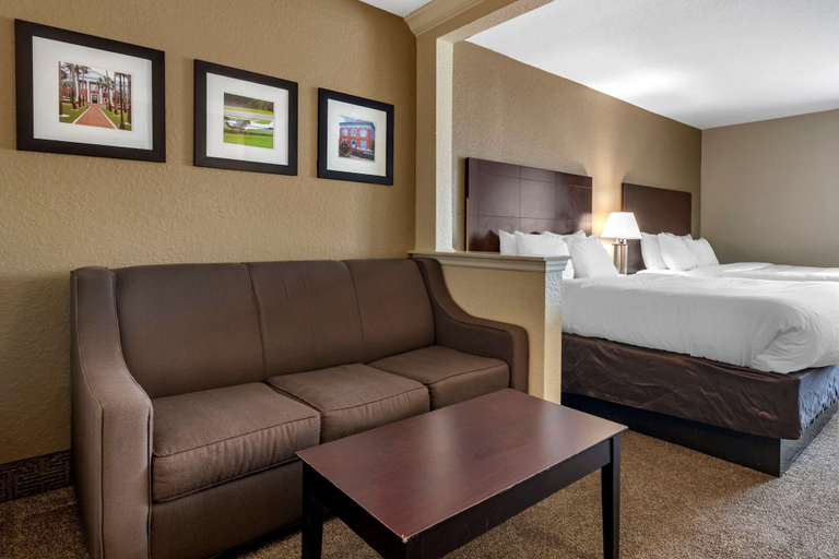Bedroom 3, Comfort Inn & Suites DeLand - near University, Volusia