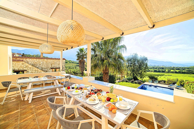Food & Drinks 4, Cretan Mansion with Heated Swimming Pool, Crete