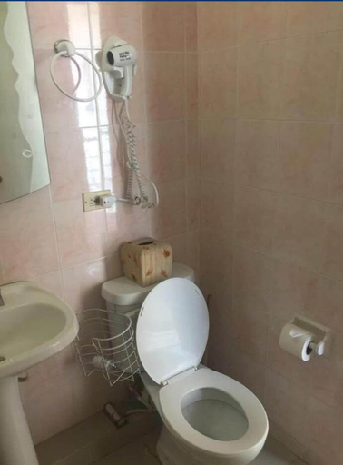Bathroom, Sandy Shores at Sandcastles
