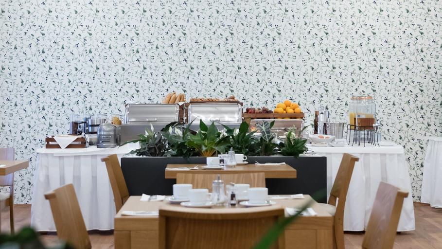 Food & Drinks 4, Hotel Schwaiger, Praha 6