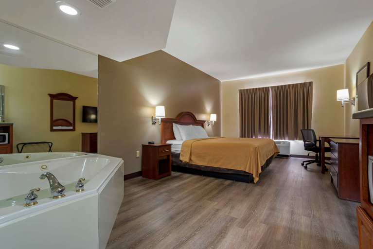 Bedroom 3, Econo Lodge Inn & Suites Flowood - Jackson Northeast, Rankin