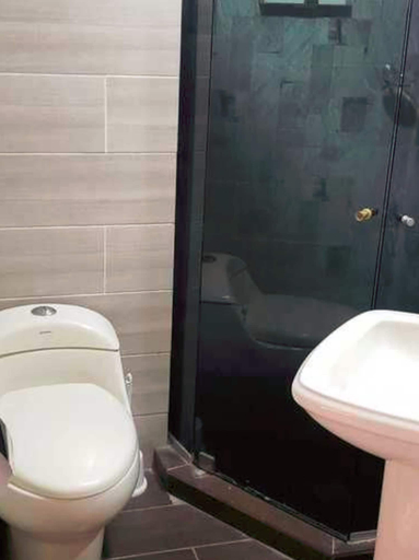Bathroom 5, Portal Rent Apart 6, Cercado