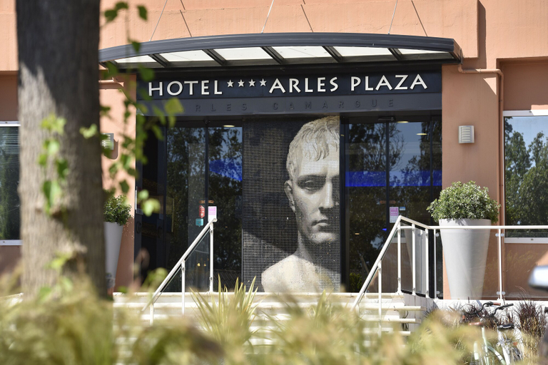 Exterior & Views 2, Hôtel Arles Plaza, Bouches-du-Rhône