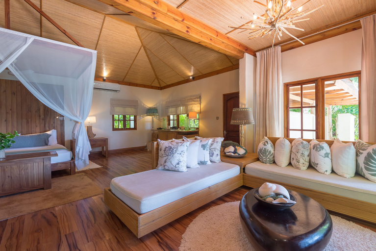 Bedroom 4, Denis Private Island