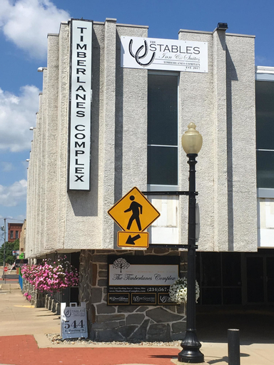 The Stables Inn and Suites, Columbiana
