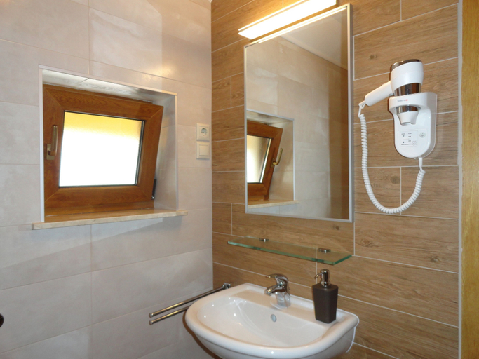 Bathroom 4, House Tina - Bed and Breakfast, Rakovica