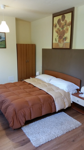 Bedroom 4, Bredina, Brescia
