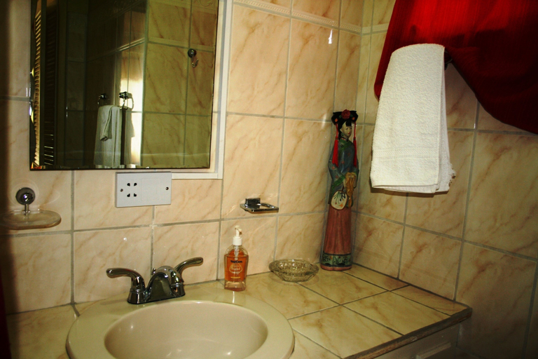 Bathroom 3, Fairview Guest House
