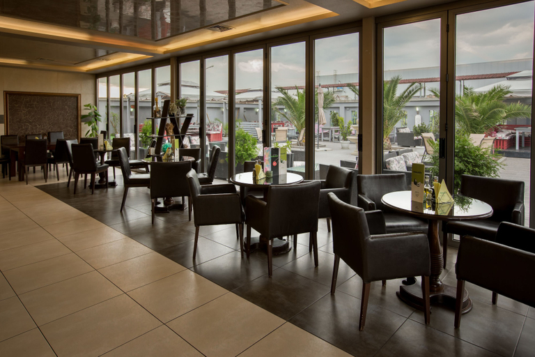 Food & Drinks 4, Plaza Hotel, Maritsa