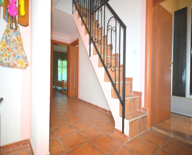 Others 3, Vasily Apartment