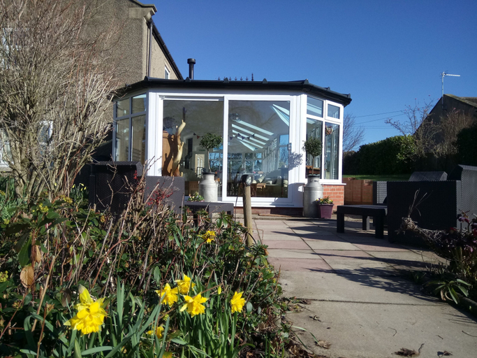 Exterior & Views 2, Elmfield House B&B, North Yorkshire