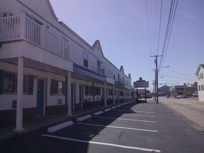 Exterior & Views 2, Seabreeze Motel, York