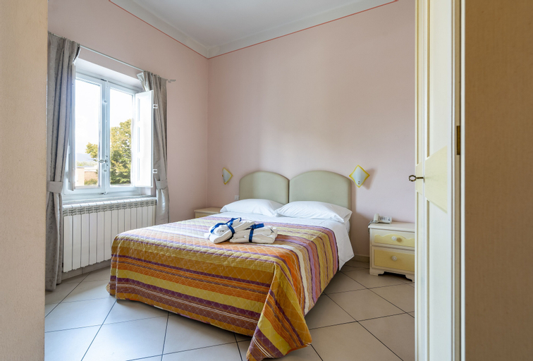 Bedroom 4, B&B Alma, Lucca