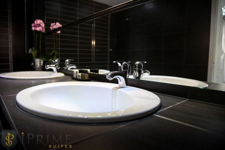 Bathroom 3, IPrime Suites