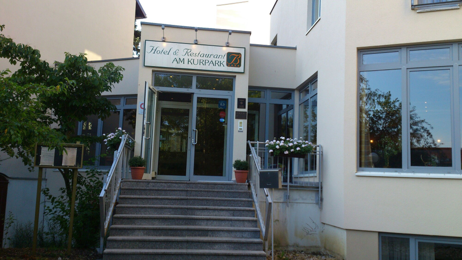 Exterior & Views 2, Hotel Am Kurpark Bad Salzelmen, Salzlandkreis