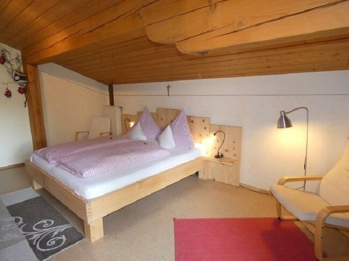 Bedroom, Donebauer, Traunstein