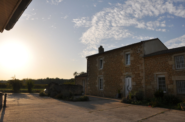 Exterior & Views 2, Clos San Gianni, Gironde
