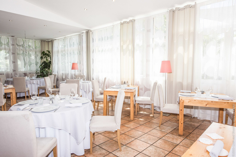 Food & Drinks 5, Logis Hotels la Magnanerie, Côté Bistro, Alpes-de-Haute-Provence