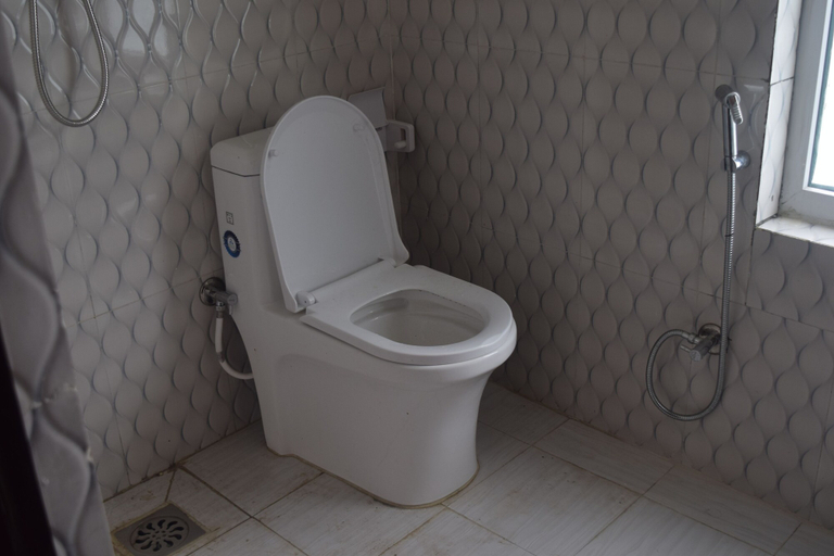 Bathroom, Manasalu Homestay, Bagmati
