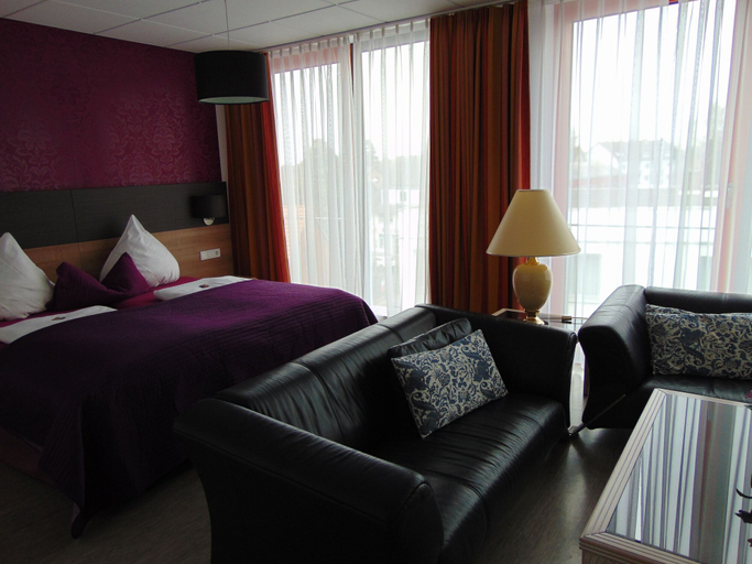 Bedroom 5, Hotel Dornberg, Peine