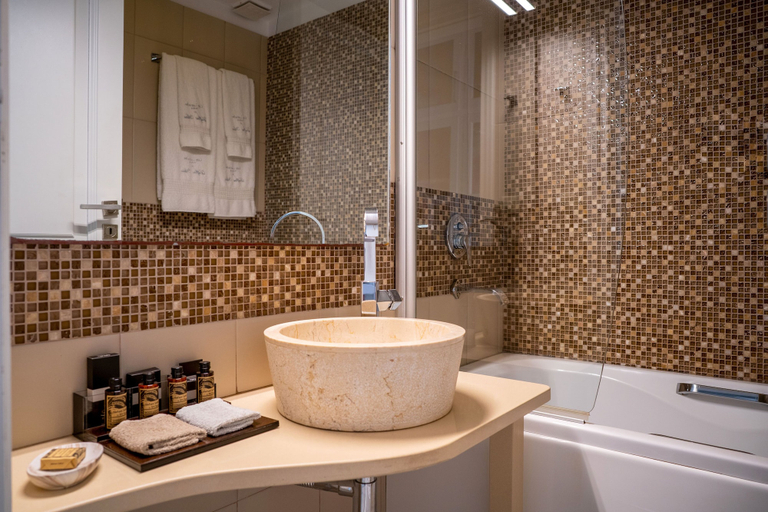 Bathroom 5, Delfini Villas, South Aegean