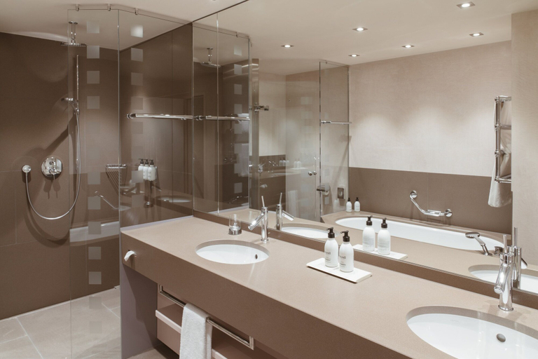 Bathroom 5, Tschuggen Grand Hotel, Plessur