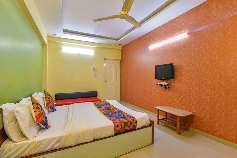 Bedroom 2, Fabexpress Vibrant Residency, Ahmadabad
