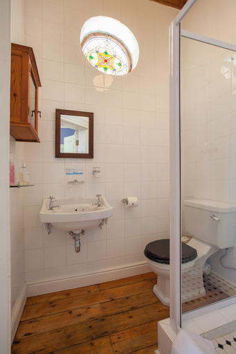Bathroom 3, Medindi Manor, City of Cape Town