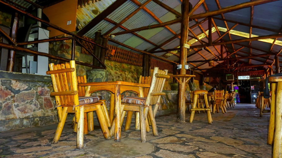 Food & Drinks 5, Bunyonyi Overland Resort, Ndorwa
