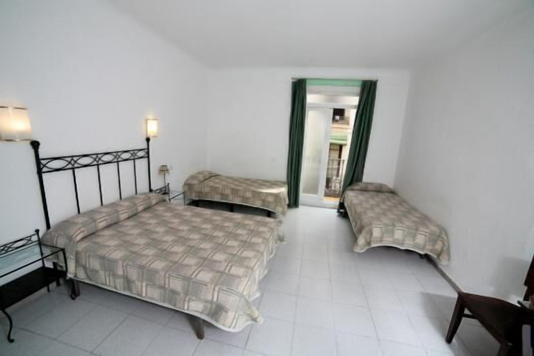 Bedroom 3, Hotel Peninsular, Barcelona