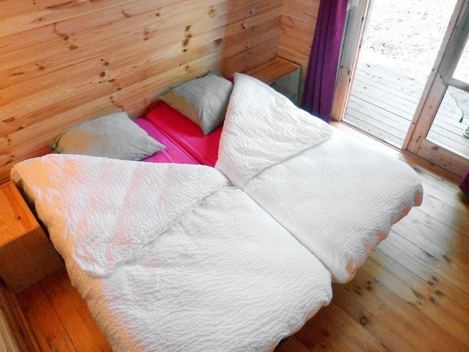 Bedroom 2, Les Cabanes des Chateaux, Loir-et-Cher