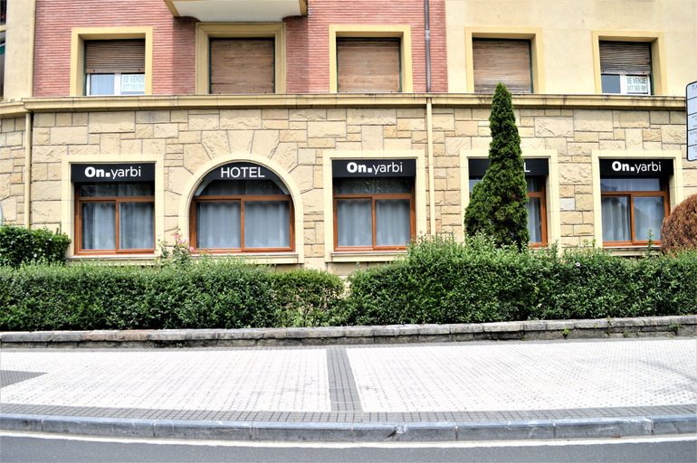 Exterior & Views 2, Hotel Onyarbi, Guipúzcoa