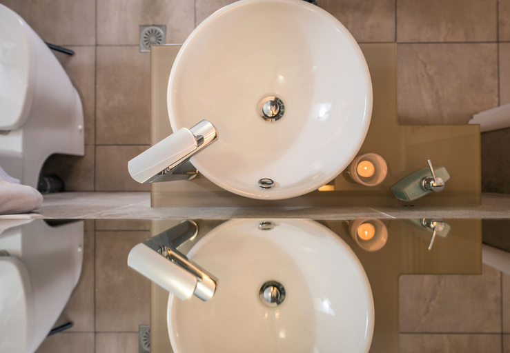 Bathroom 4, Cedar Bay Beachside Villas, Crete