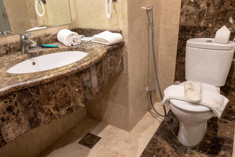 Bathroom, Dhiafat Al-Raja Hotel, Makkah