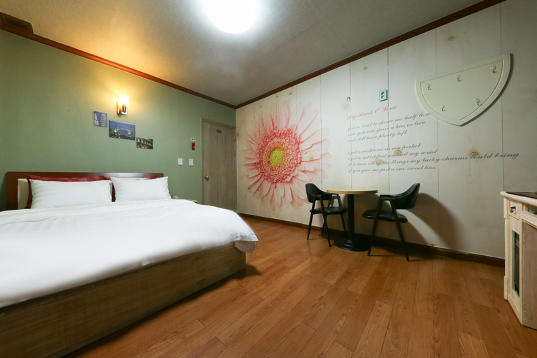 Bedroom 2, Daejeon Sintanjin Royal, Cheongwon