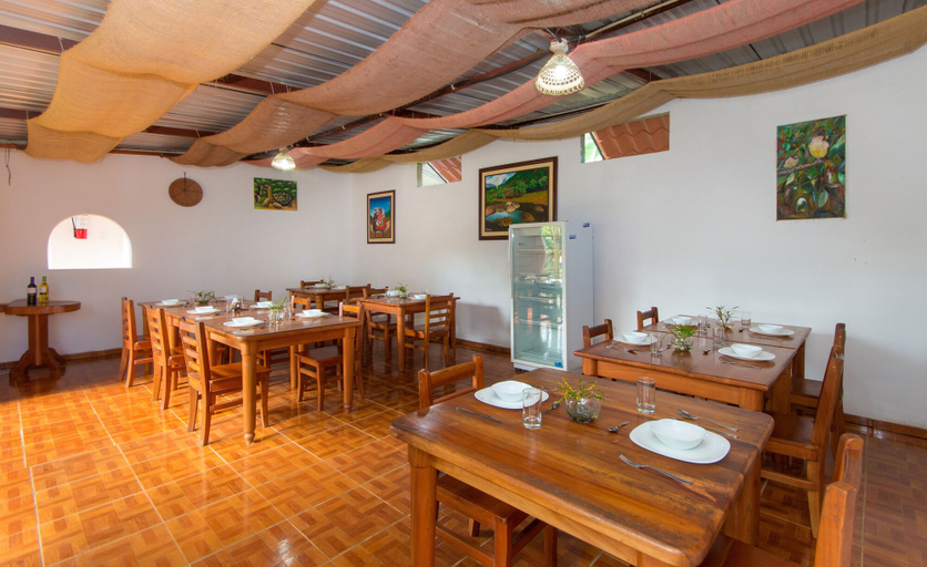 Food & Drinks 5, Twin Hotel Galapagos, Santa Cruz