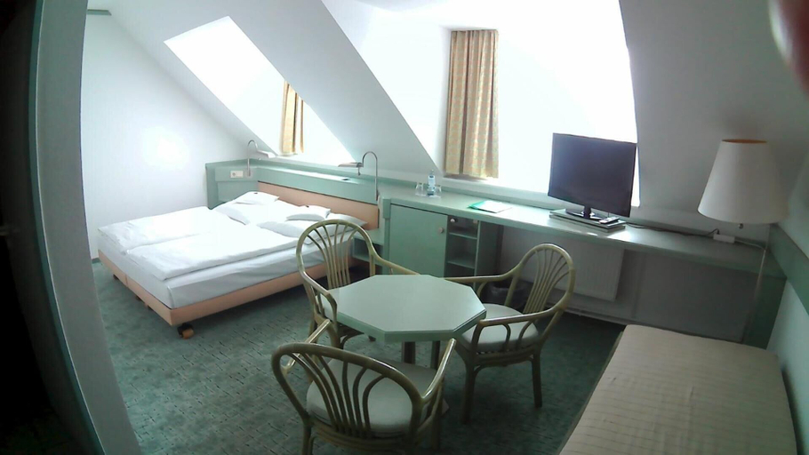 Bedroom 3, Hotel Christinenhof Gadebusch, Nordwestmecklenburg