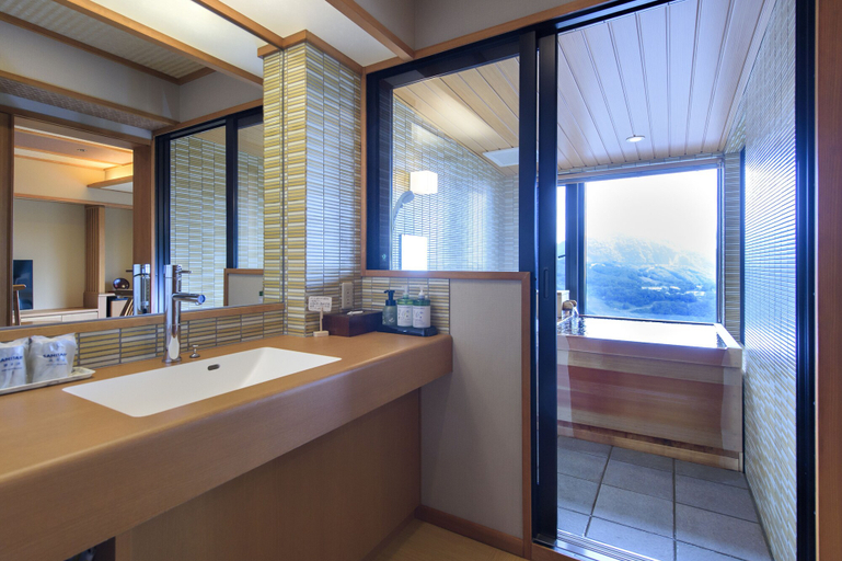 Bathroom 4, Hotel Higashidate, Yamanouchi